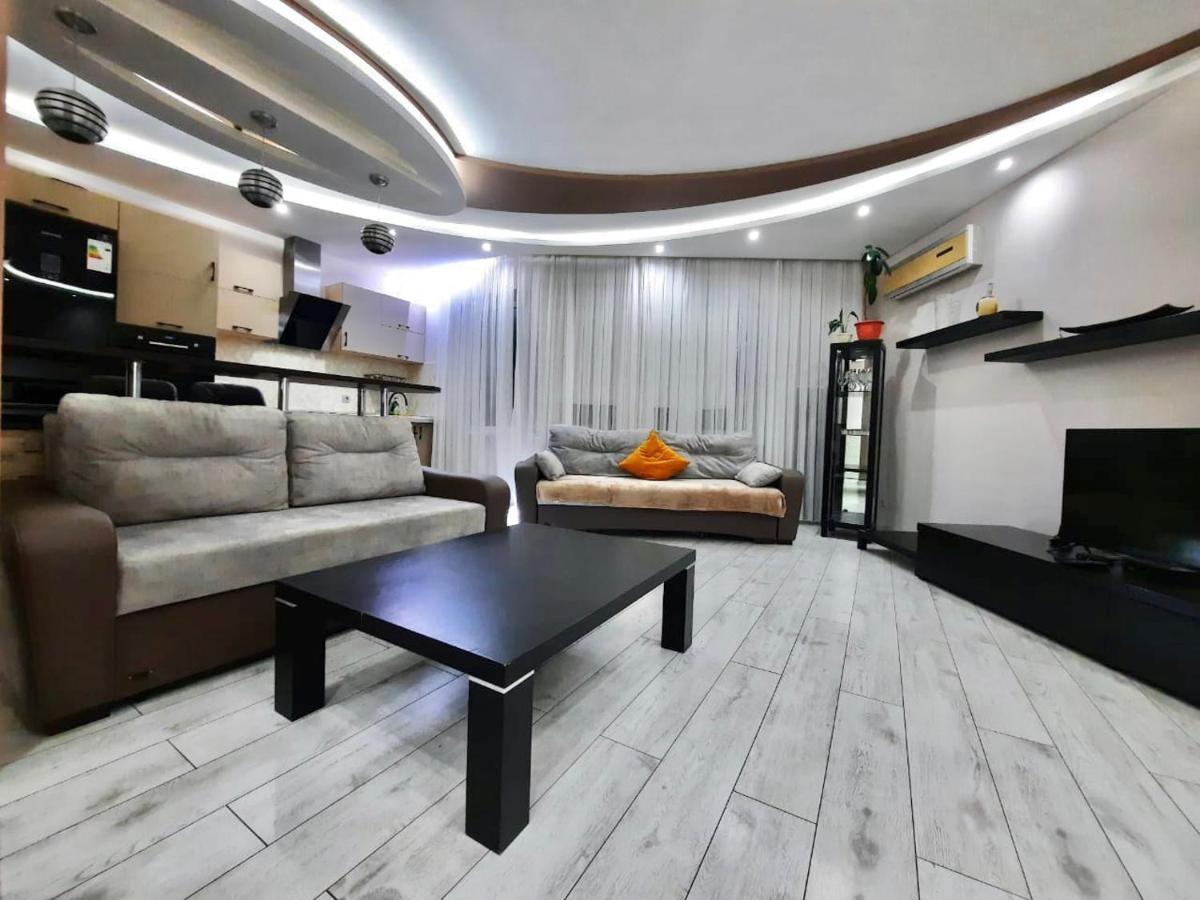 Жк Самал Де Люкс Apartment Almaty Ngoại thất bức ảnh